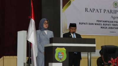 Bupati Pasangkayu H.Yaumil Ambo Djiwa S.H dan Wabup Pasangkayu Dr.Hj.Herny,S.Sos,M.Si Hadiri Rapat Paripurna DPRD Pasangkayu 