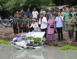 Wakil Bupati Pasangkayu dan Dandim 1427/Pasangkayu Hadiri Uji Coba Mesin Tanam Padi